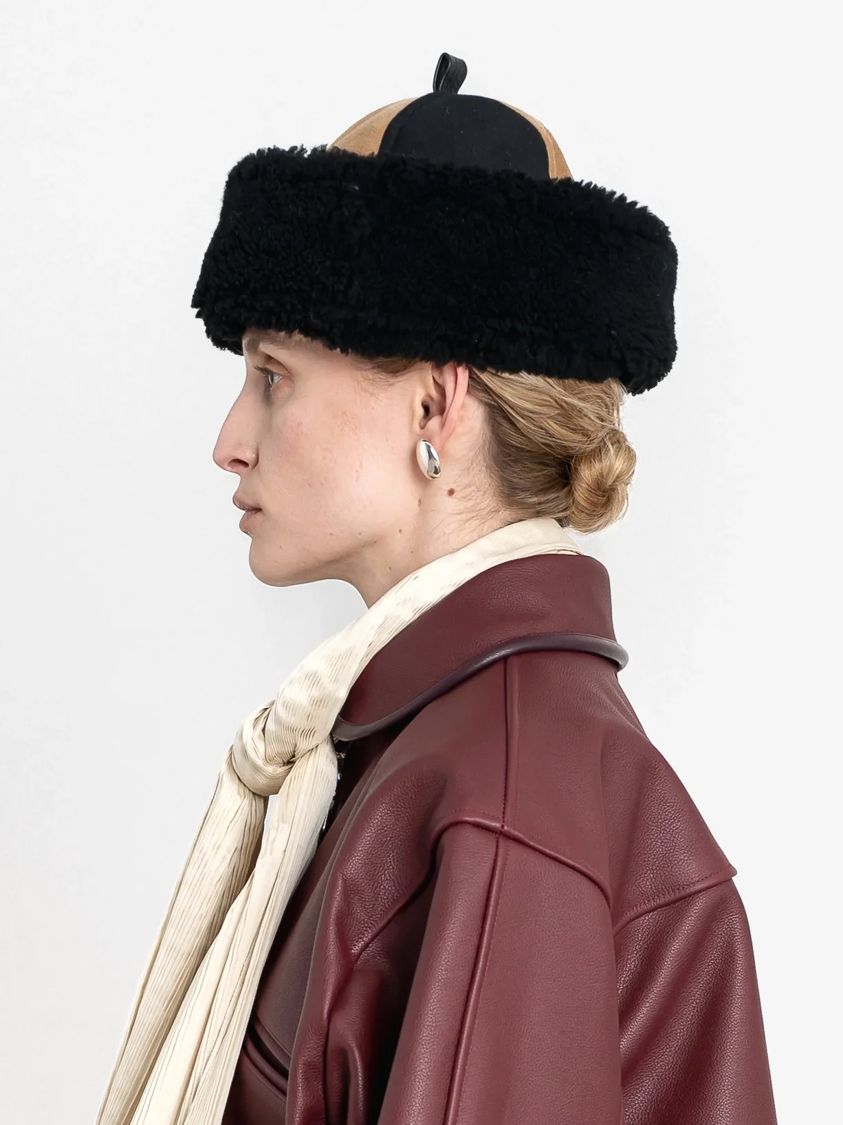 Cawley | Sheepskin Cap - Tan / Black - Image 3
