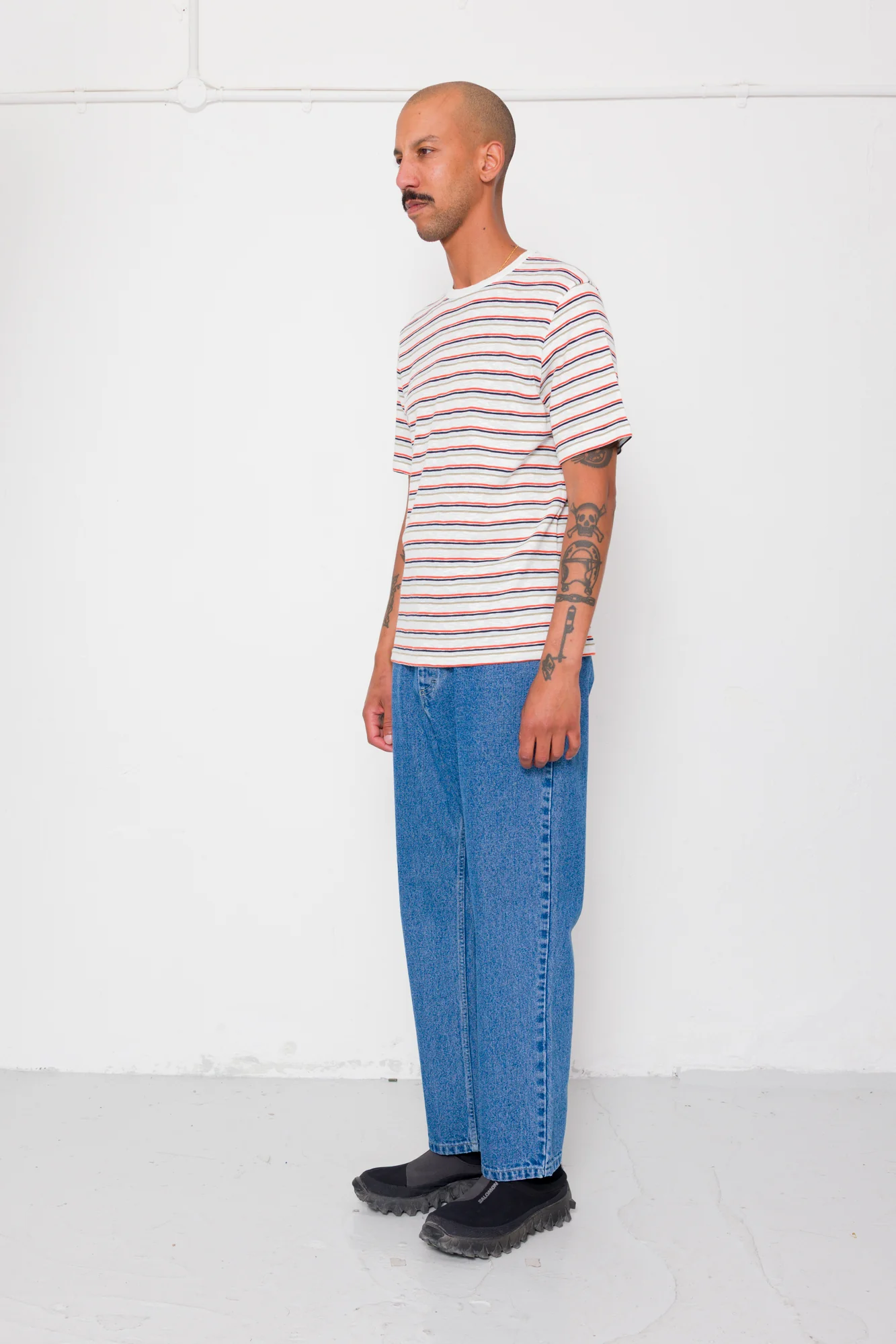 Barrel Leg Jean - Light Wash Denim - Image 5