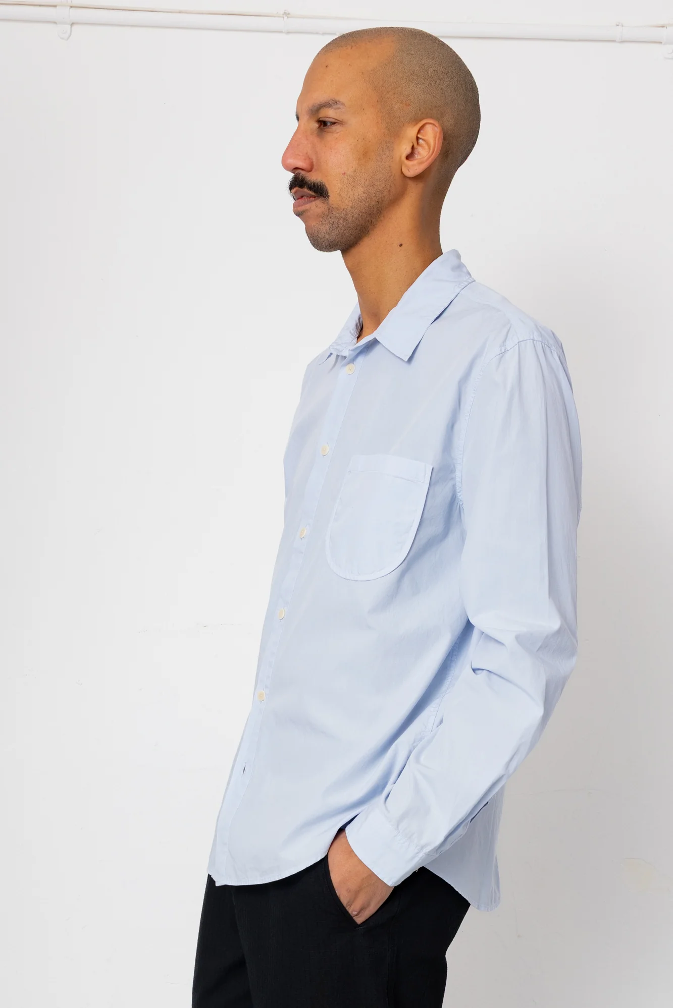 Curve Shirt - Light Blue - Image 6