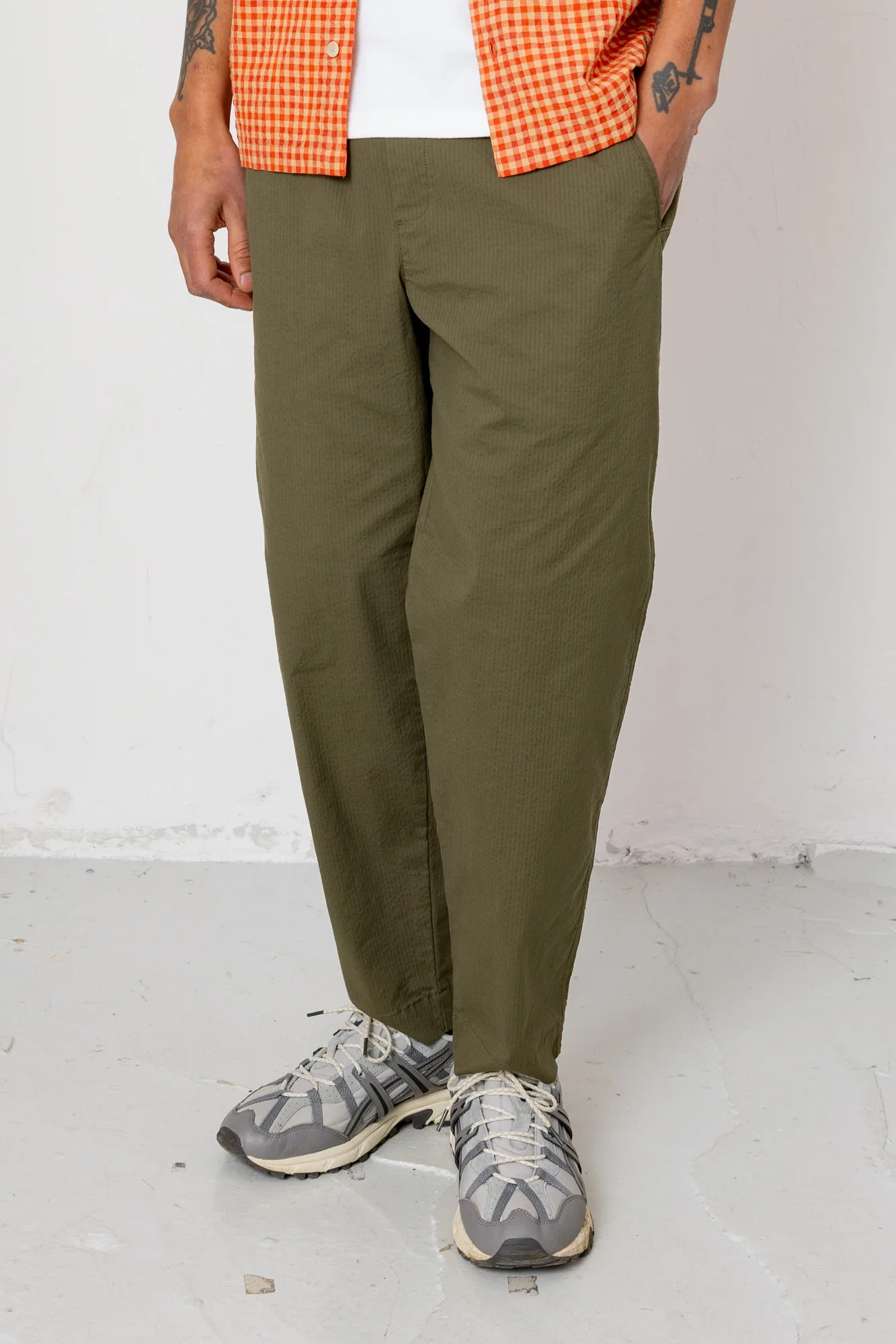 Drawcord Assembly Pant - Dark Olive Seersucker - Image 3