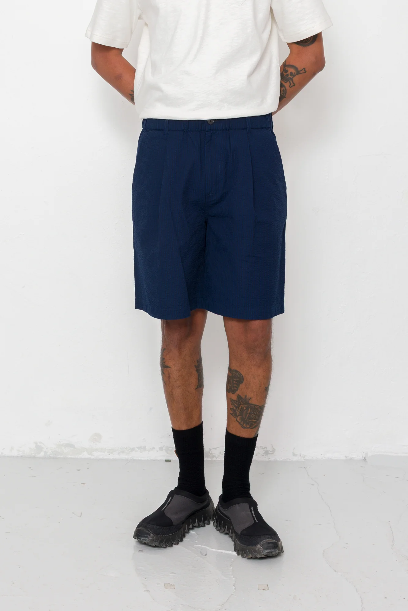 Elasticated Wide Fit Short - Navy Crinkle Stripe - Image 6