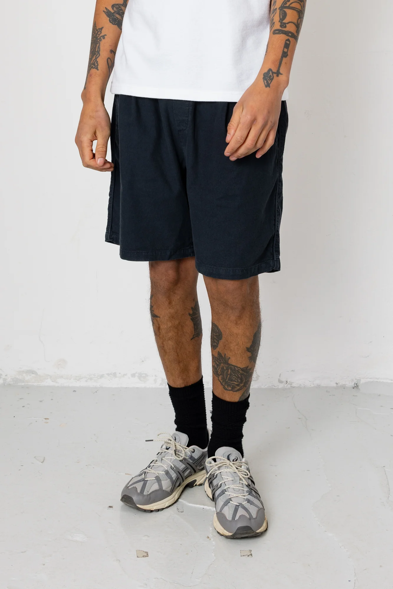 Relaxed Assembly Short - Black Cotton Linen - Image 3