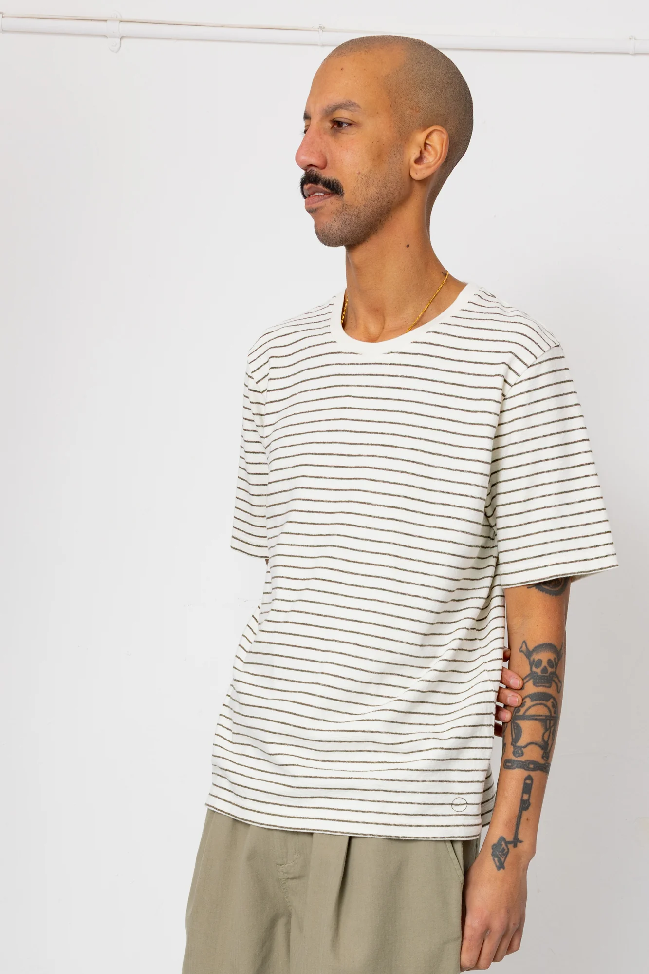 Short Sleeve Textured Striped T-Shirt - Ecru / Olive - Image 3