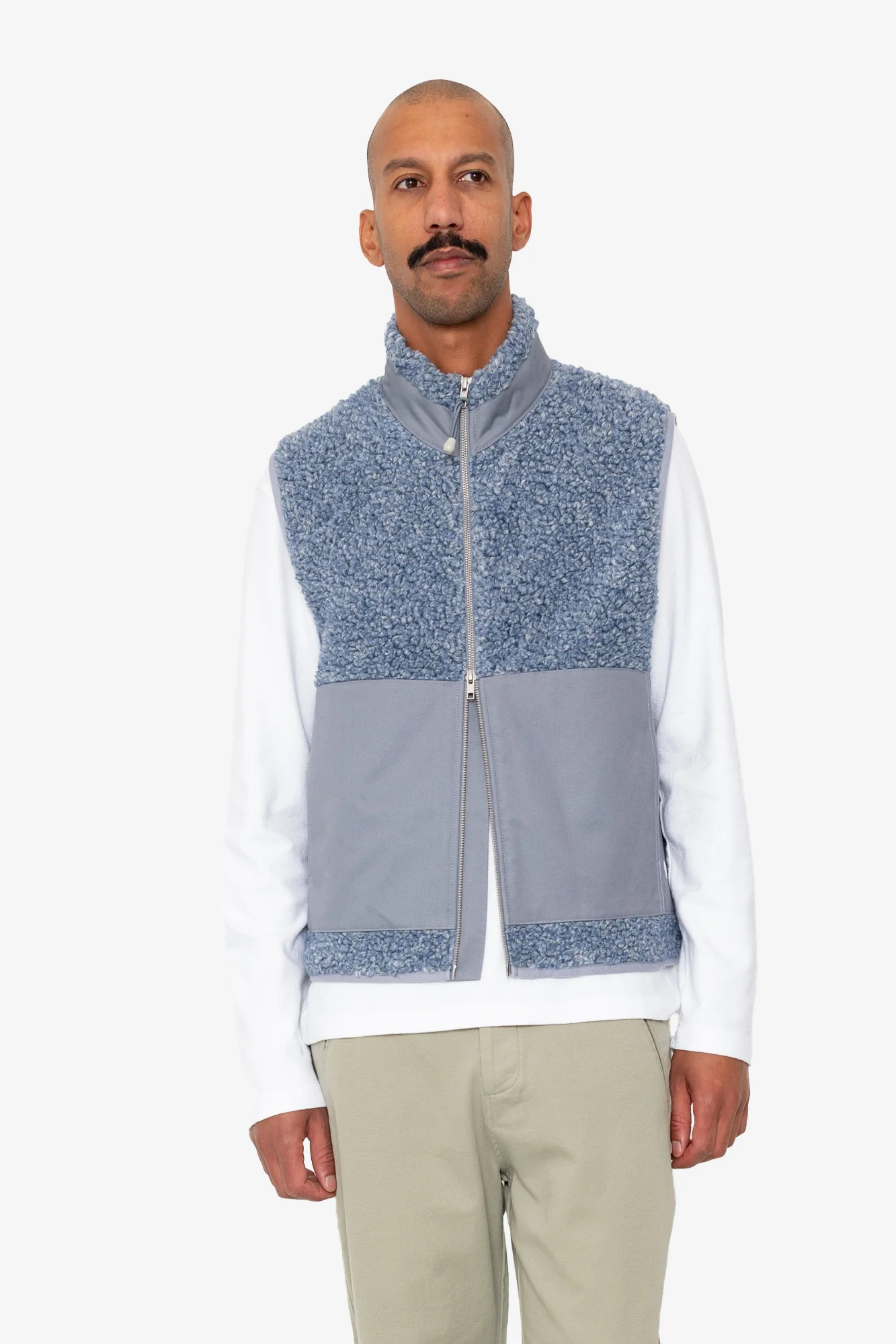 Signal Gilet - Soft Blue Curly Wool - Image 9
